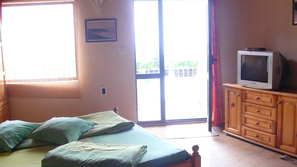 Villa Climate Guest House Varna Exterior photo